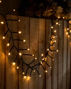 WeRChristmas 400 Chasing Cluster Light String, Warm White