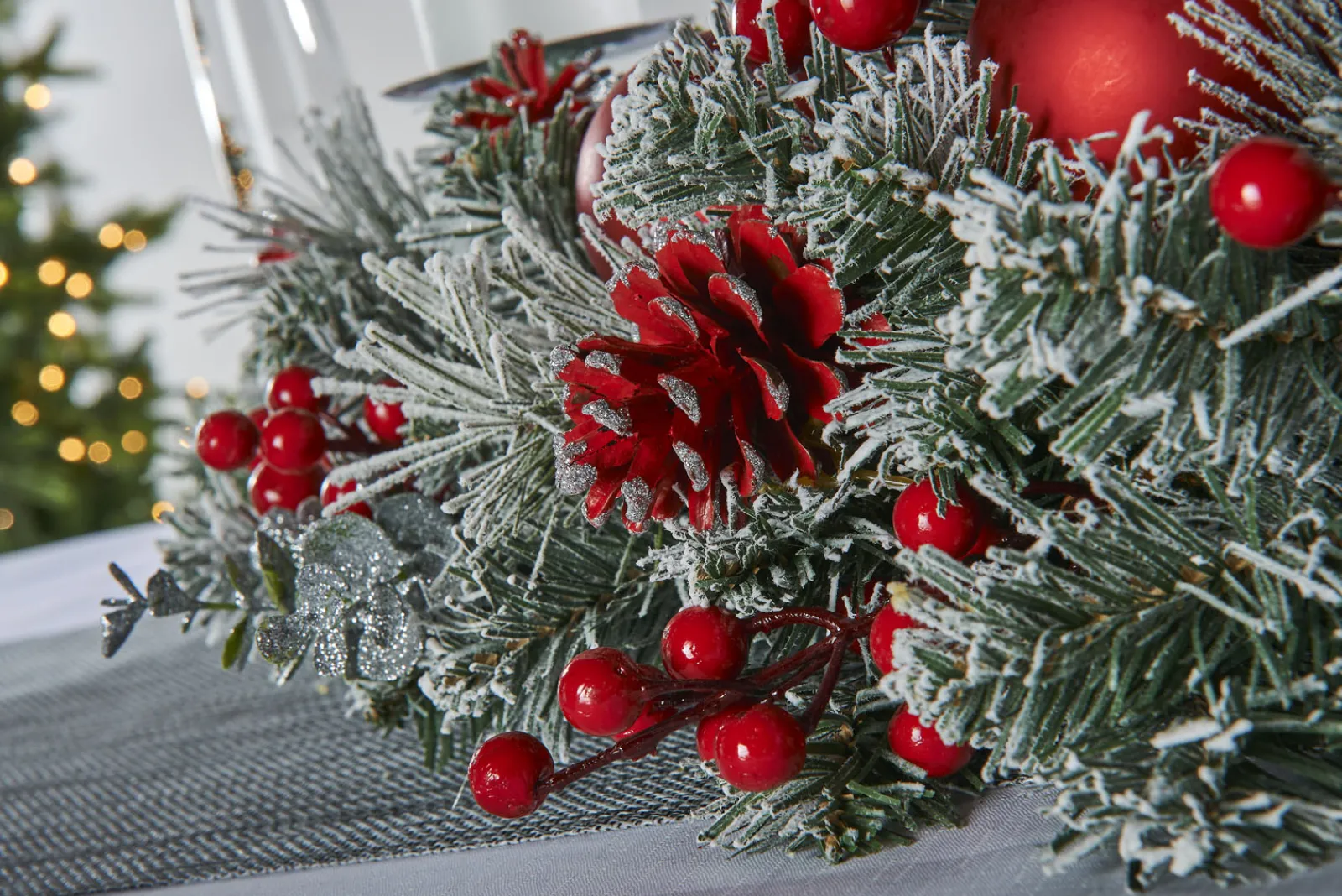 WeRChristmas 3 Pillar Decorated Garland Candle Holder, Frosted, 76 Cm