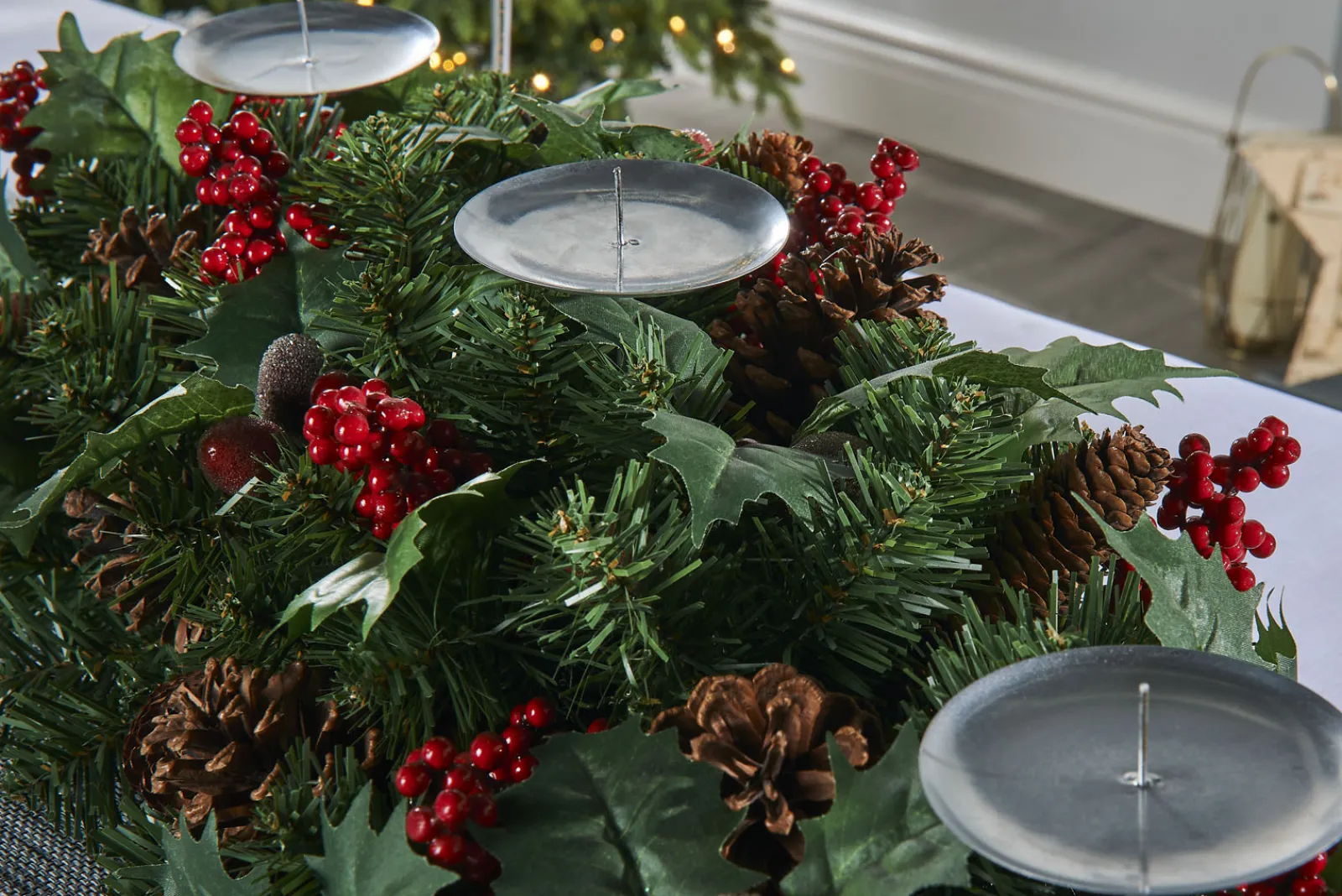 WeRChristmas 3 Pillar Decorated Garland Candle Holder, Red, 76 Cm