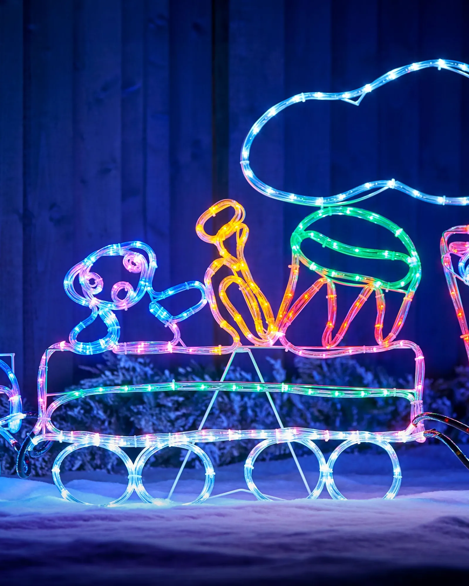 WeRChristmas Animated LED Train Rope Light Silhouette, 2.3 M