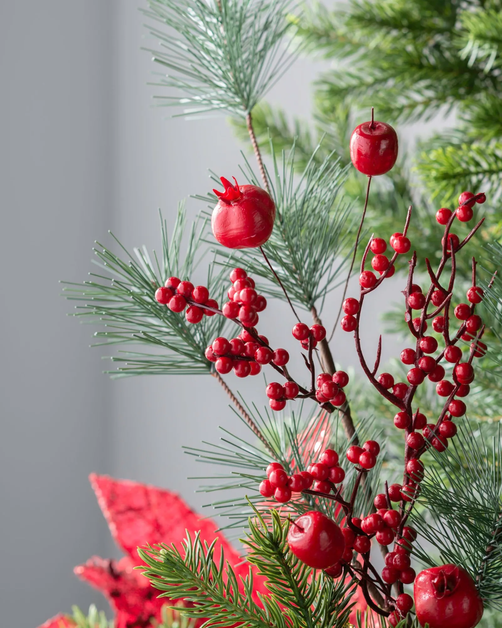 WeRChristmas Artificial Berries Tree Pick, Red, 66 Cm