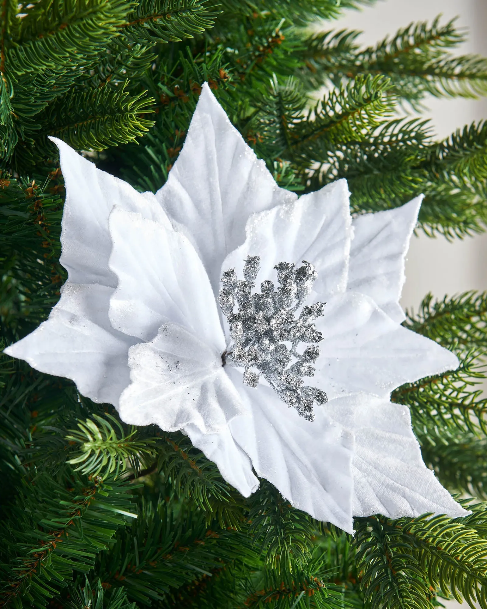 WeRChristmas Artificial Poinsettia Flower, White, 26 Cm
