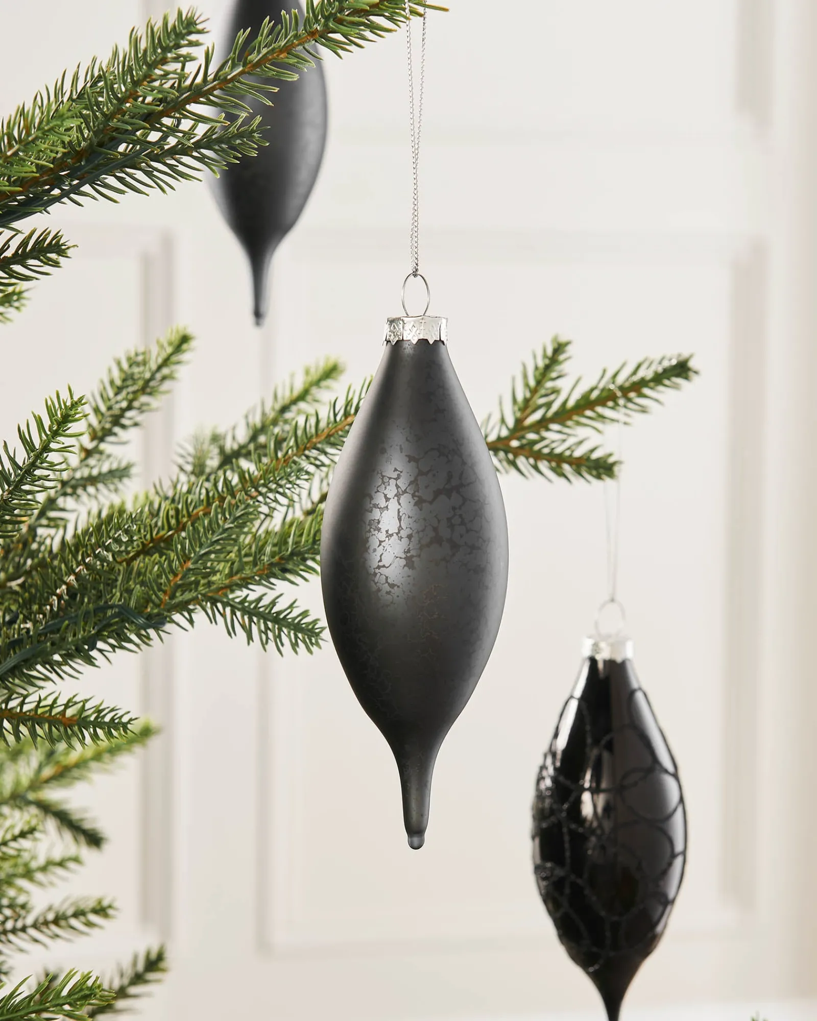 WeRChristmas Black Glass Baubles, 5 Pack, 15 Cm