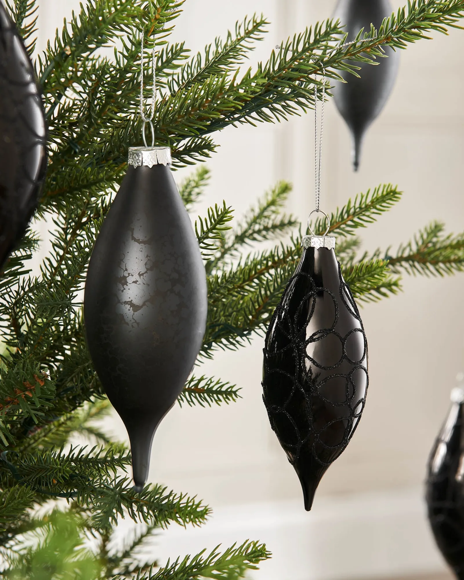 WeRChristmas Black Glass Baubles, 5 Pack, 15 Cm