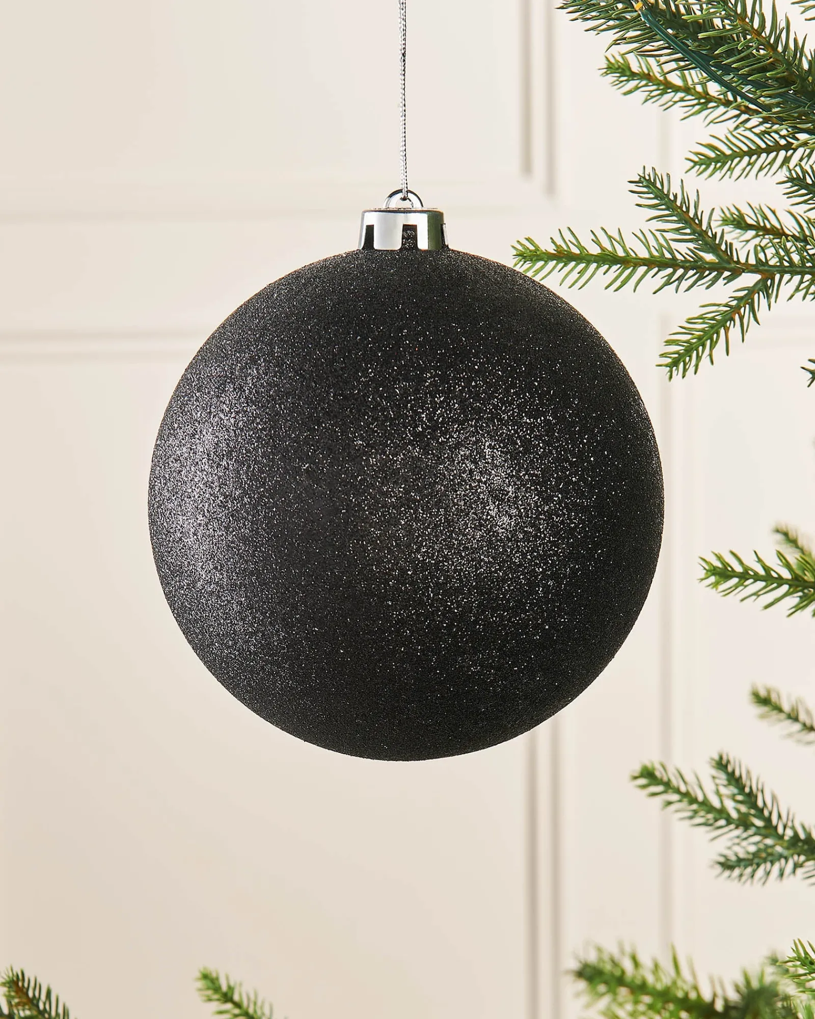 WeRChristmas Black Large Glitter Shatterproof Bauble, 15 Cm