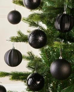 WeRChristmas Black Shatterproof Baubles, 16 Pack, 8 Cm