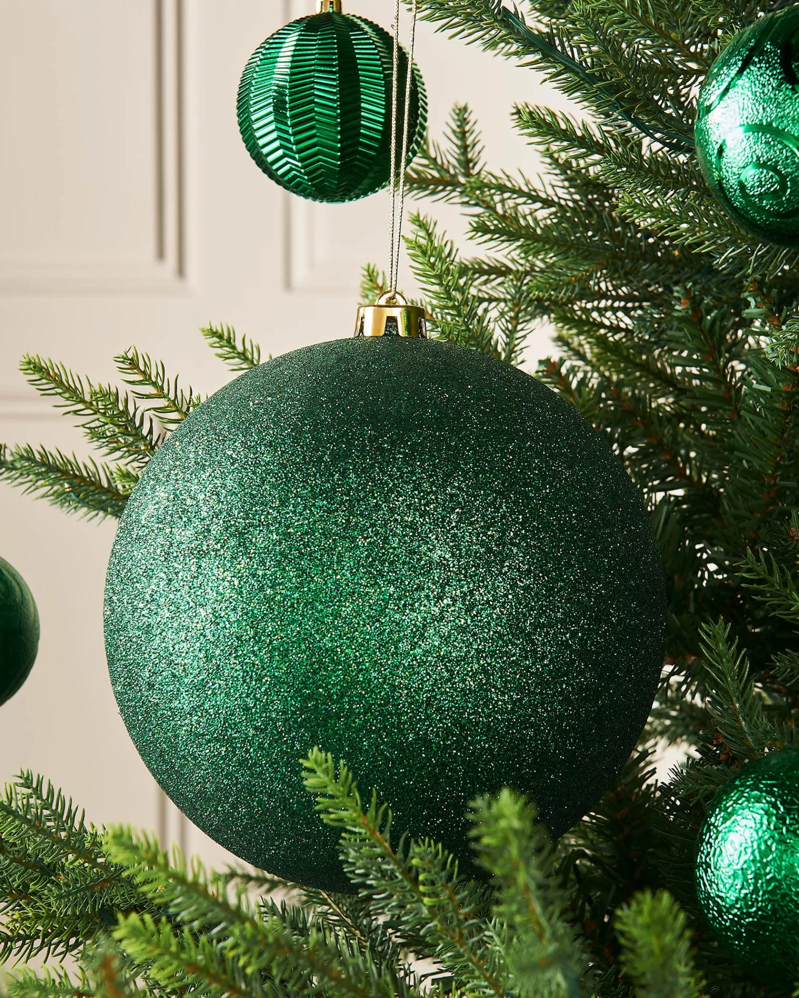 WeRChristmas Christmas Green Large Glitter Shatterproof Bauble, 20 Cm