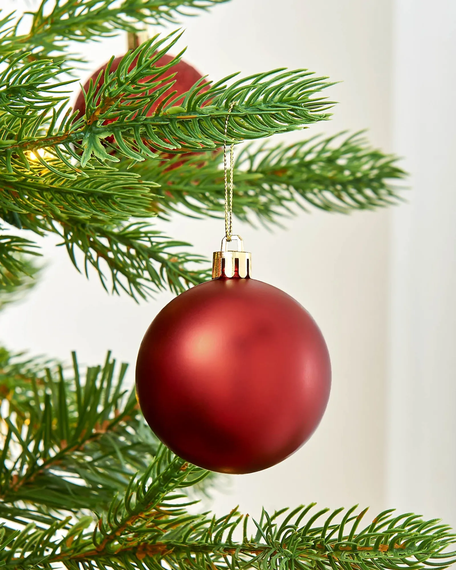 WeRChristmas Christmas Red Shatterproof Bauble, 50 Pack