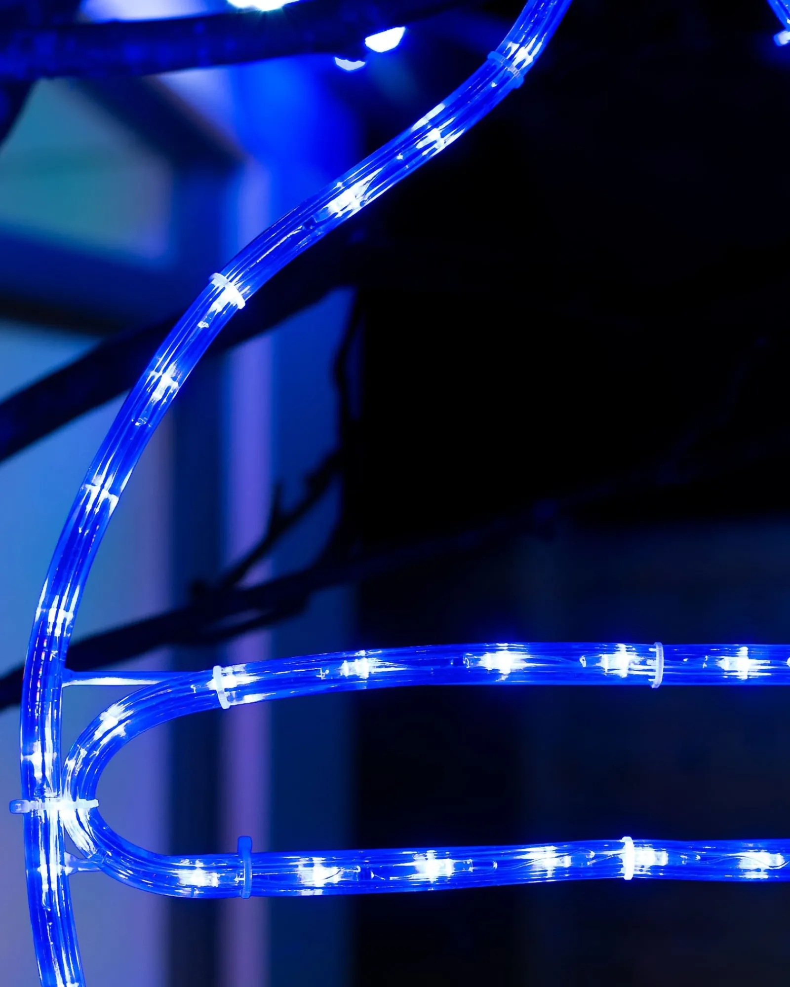 WeRChristmas Connectable Bauble Rope Light Silhouette, Blue, 54cm