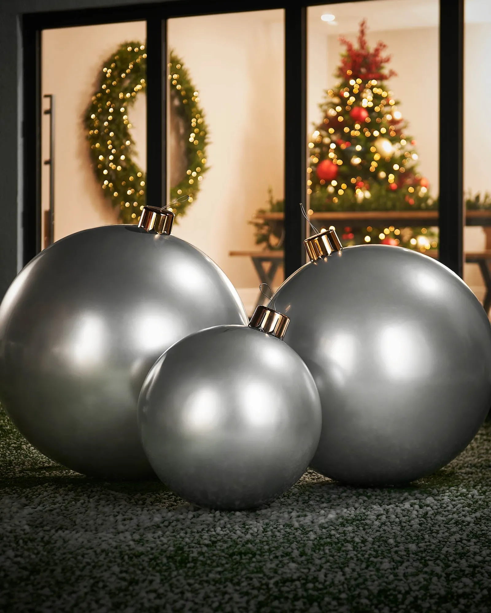 WeRChristmas Inflatable Christmas Bauble, Silver, 76 Cm