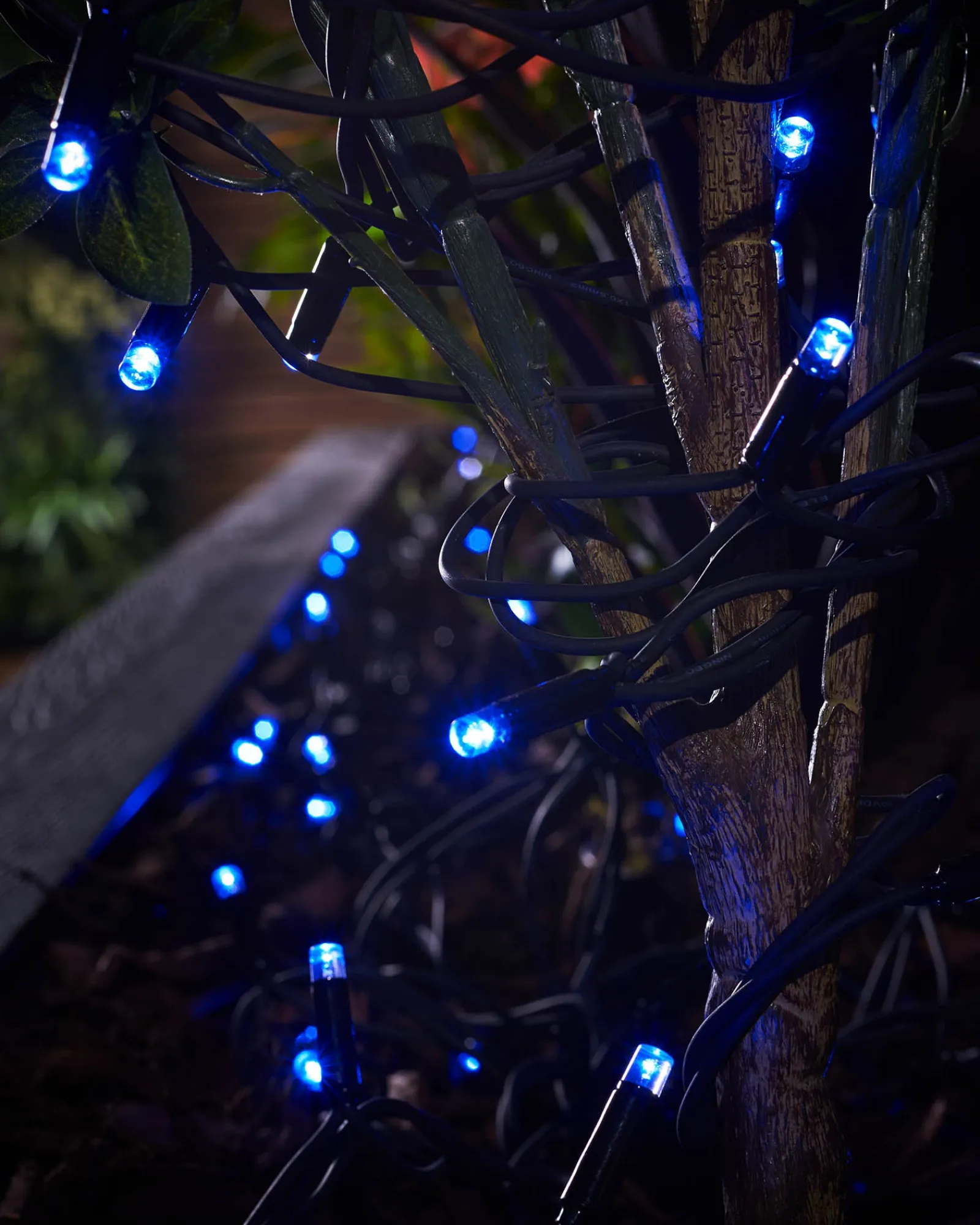 WeRChristmas LINK PRO LED String Lights, Black Cable, Blue