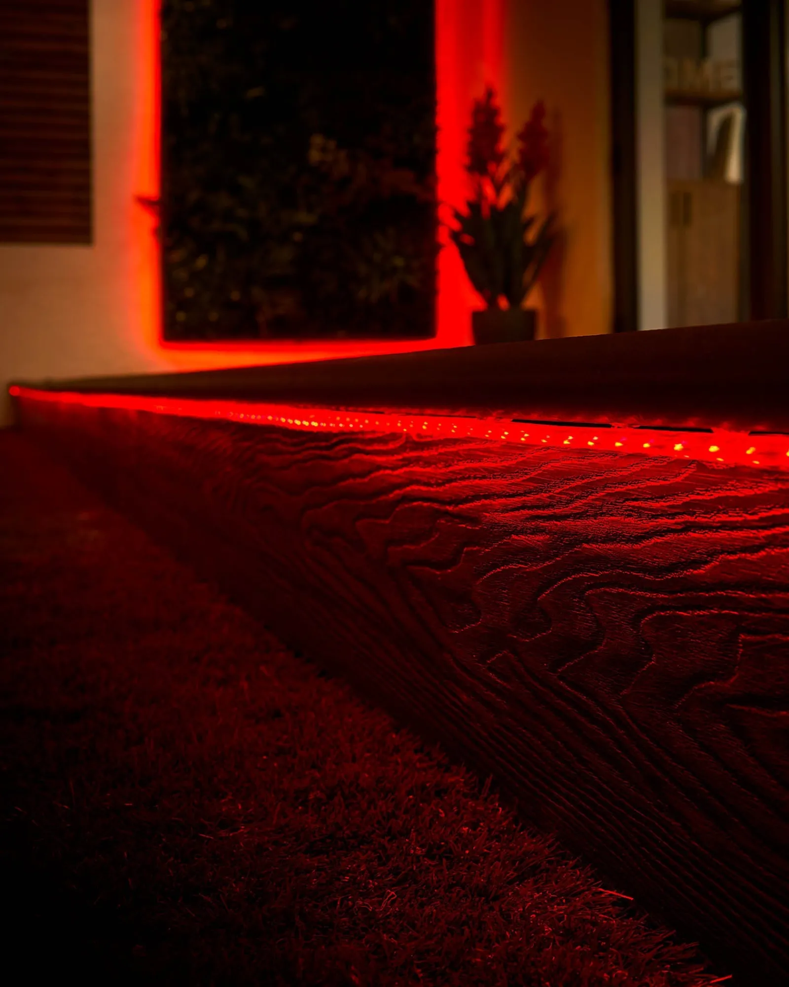 WeRChristmas LINK PRO Strip Light, Made To Measure, Red