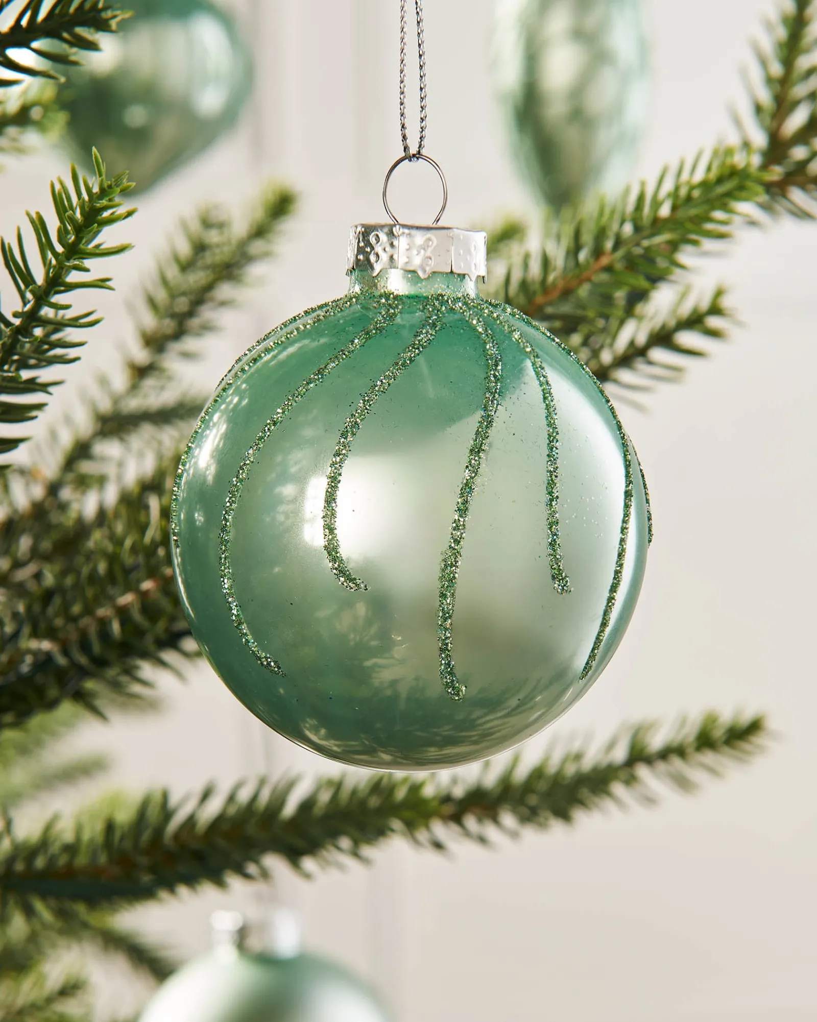 WeRChristmas Mint Green Glass Baubles, 20 Pack