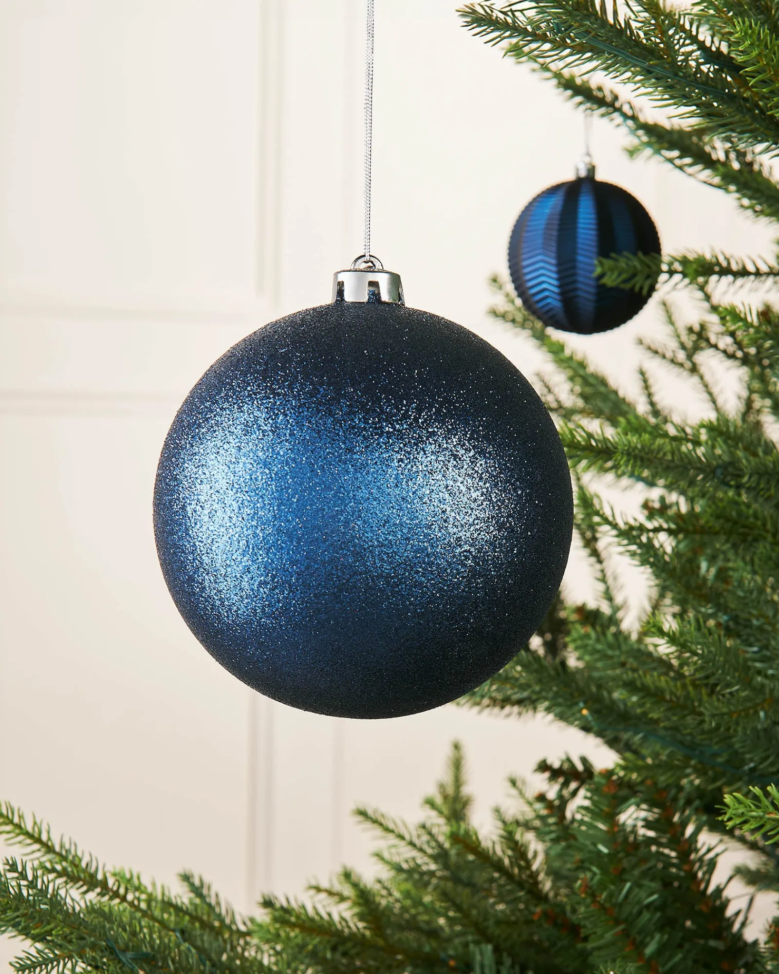 WeRChristmas Navy Blue Large Glitter Shatterproof Bauble, 15 Cm
