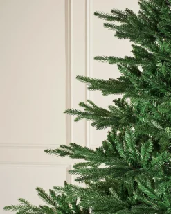 WeRChristmas Northern Fir Christmas Tree, 7 Ft