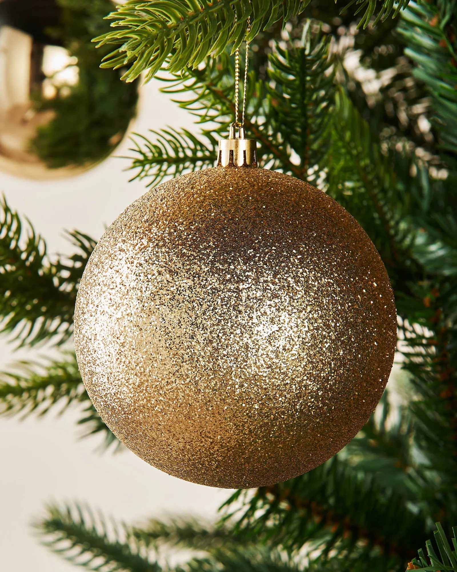 WeRChristmas Pale Gold Shatterproof Baubles, 9 Pack, 10 Cm