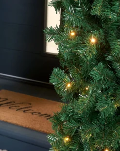 WeRChristmas Pre-Lit Arch Doorway Garland, 8 Ft