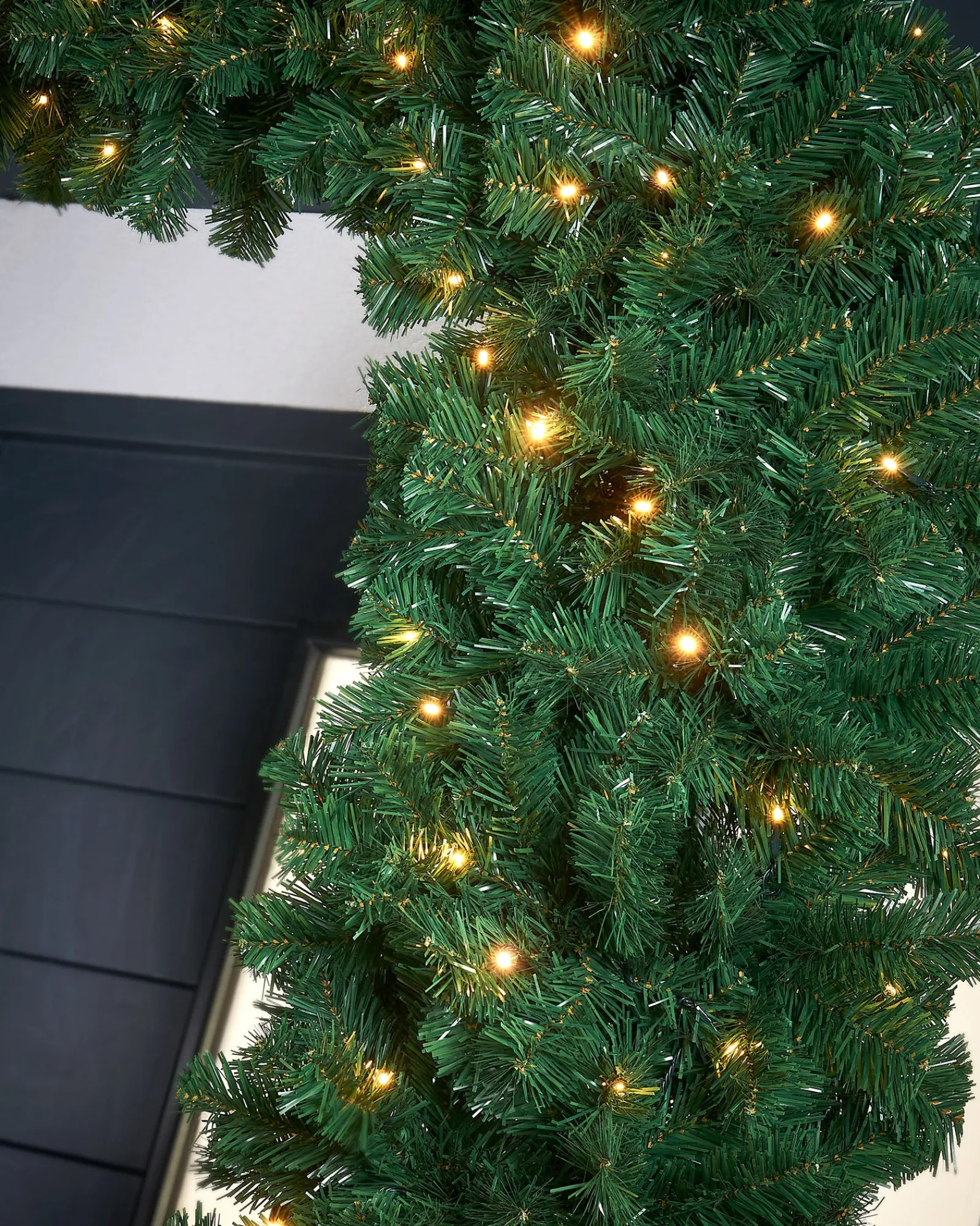WeRChristmas Pre-Lit Arch Doorway Garland, 8 Ft
