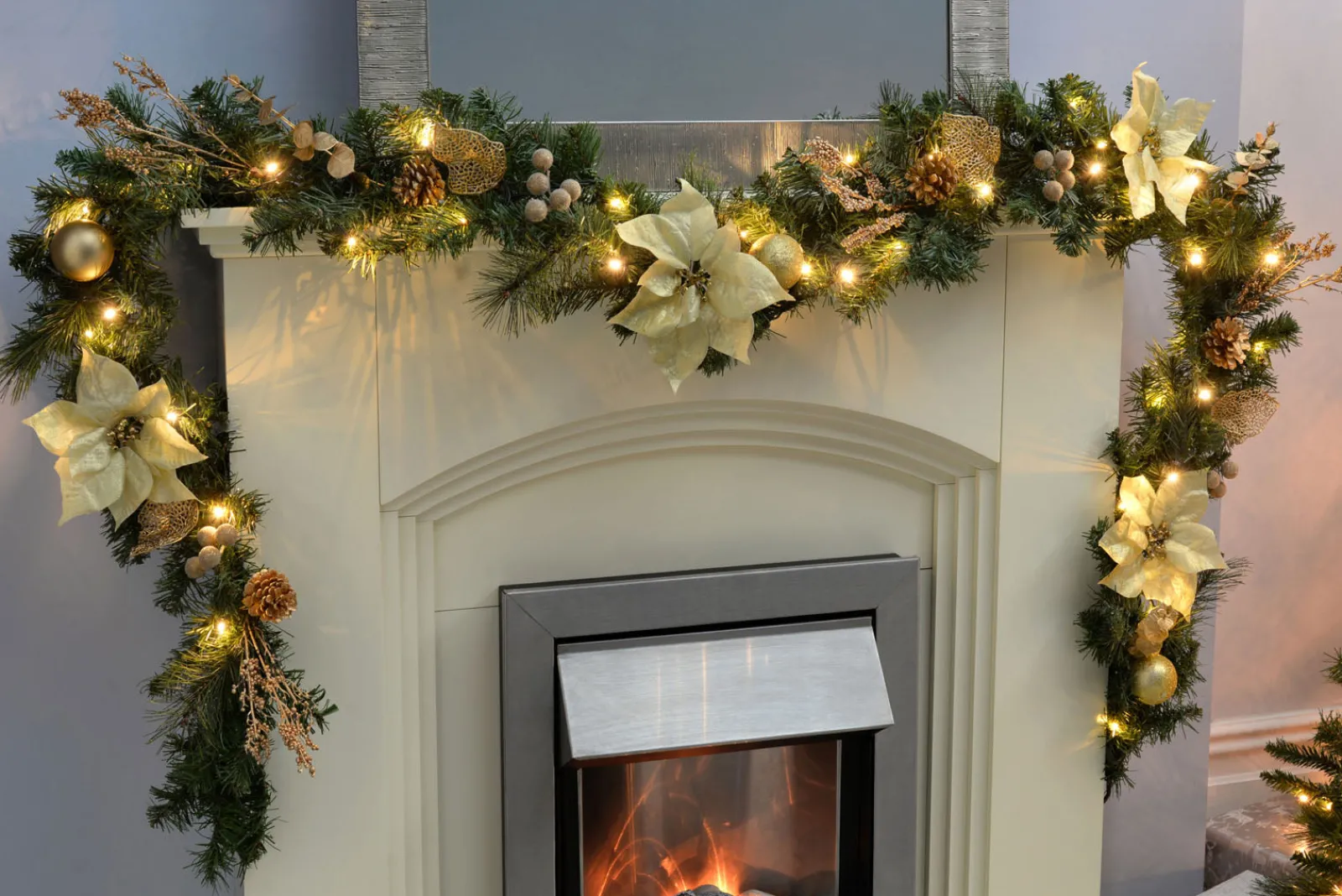 WeRChristmas Pre-Lit Decorated Garland, Cream/Gold, 9 Ft