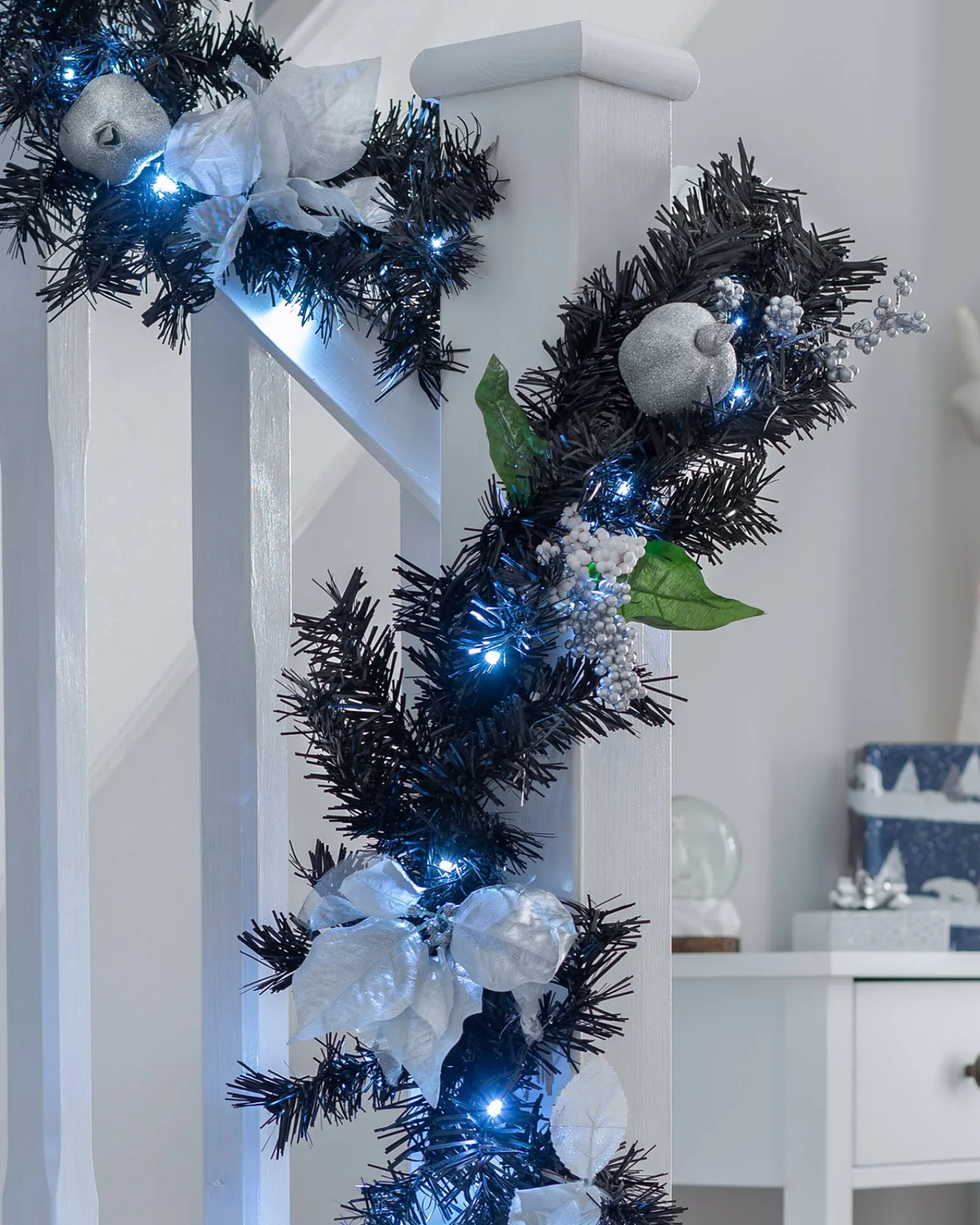 WeRChristmas Pre-Lit Decorated Garland, Black/Silver, 9 Ft