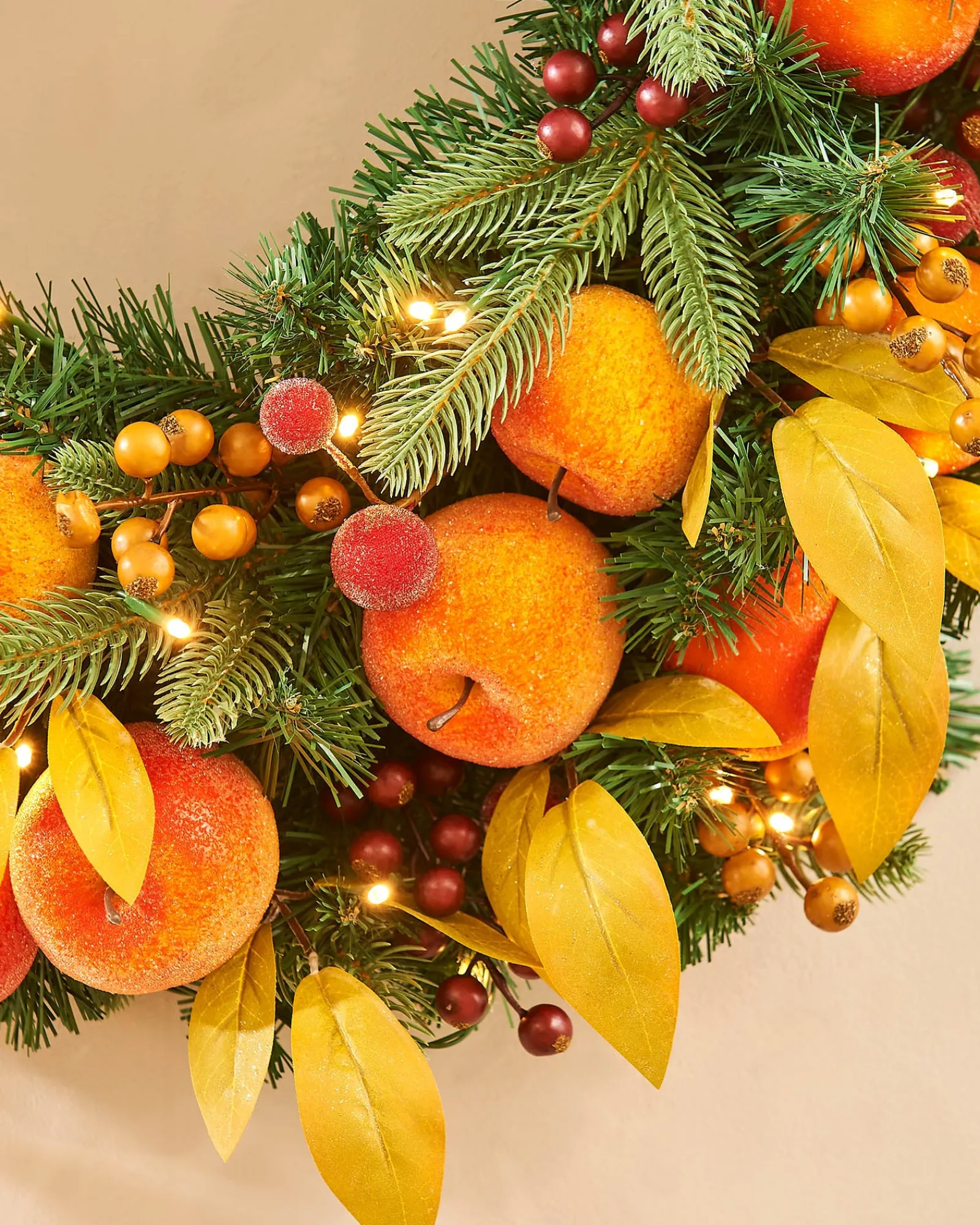 WeRChristmas Pre-Lit Decorated Wreath, Apples & Peaches, 76 Cm