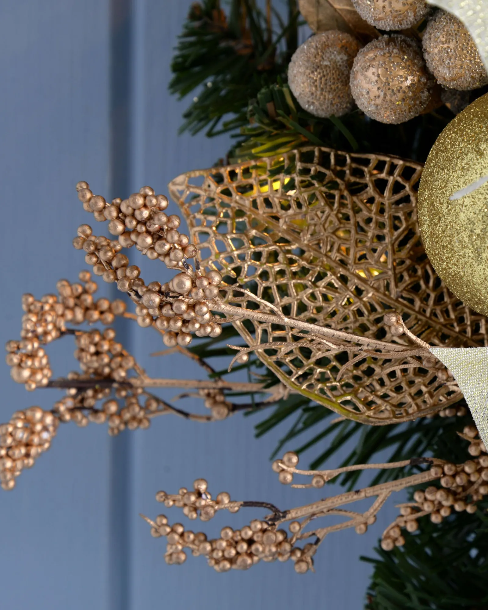WeRChristmas Pre-Lit Decorated Wreath, Cream/Gold, 60 Cm