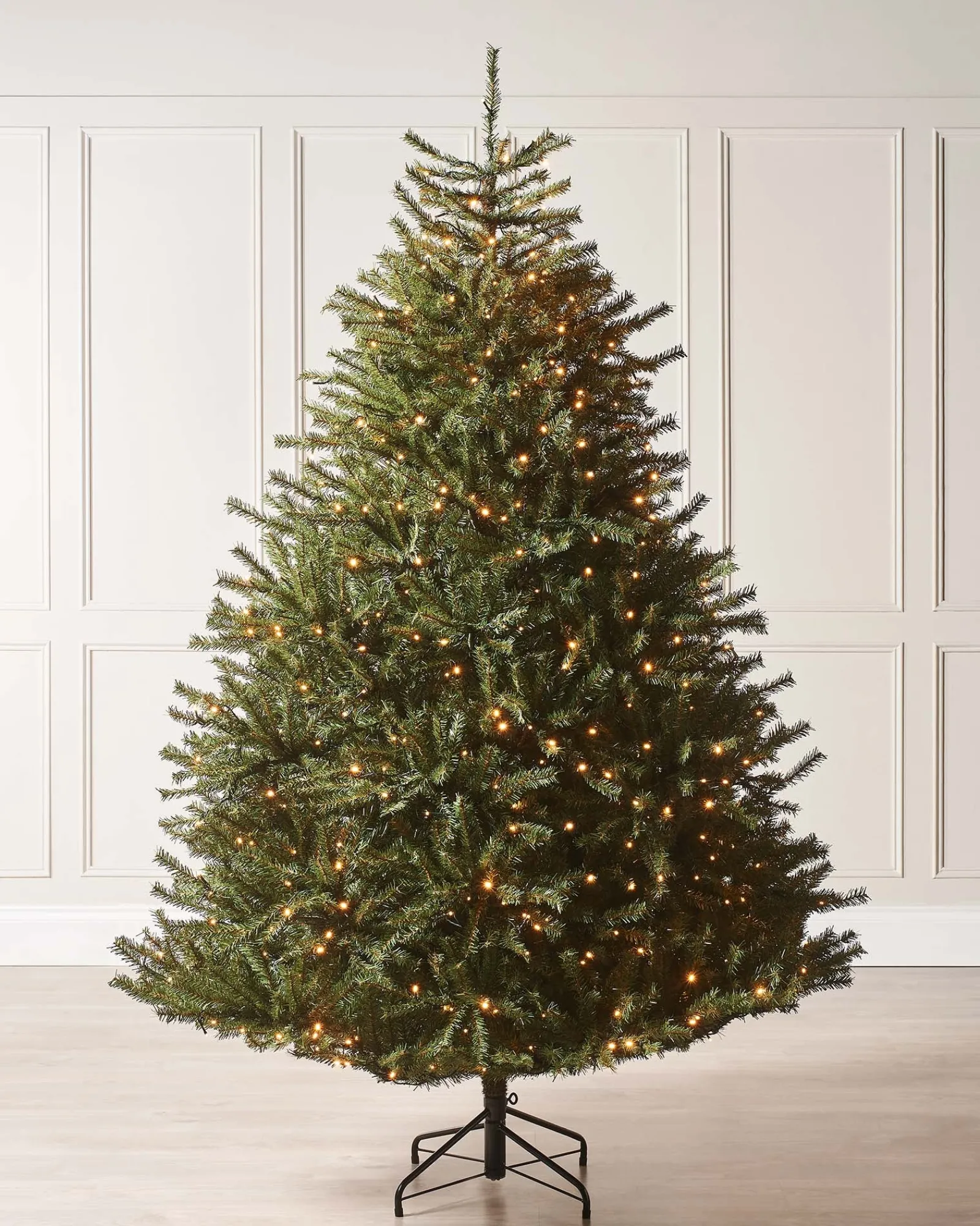 WeRChristmas Pre-Lit Foxtail Pine Christmas Tree, 6 Ft