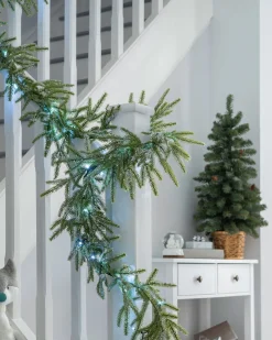 WeRChristmas Pre-Lit Frosted Fir Garland, 9 Ft