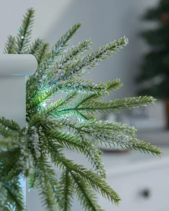 WeRChristmas Pre-Lit Frosted Fir Garland, 9 Ft