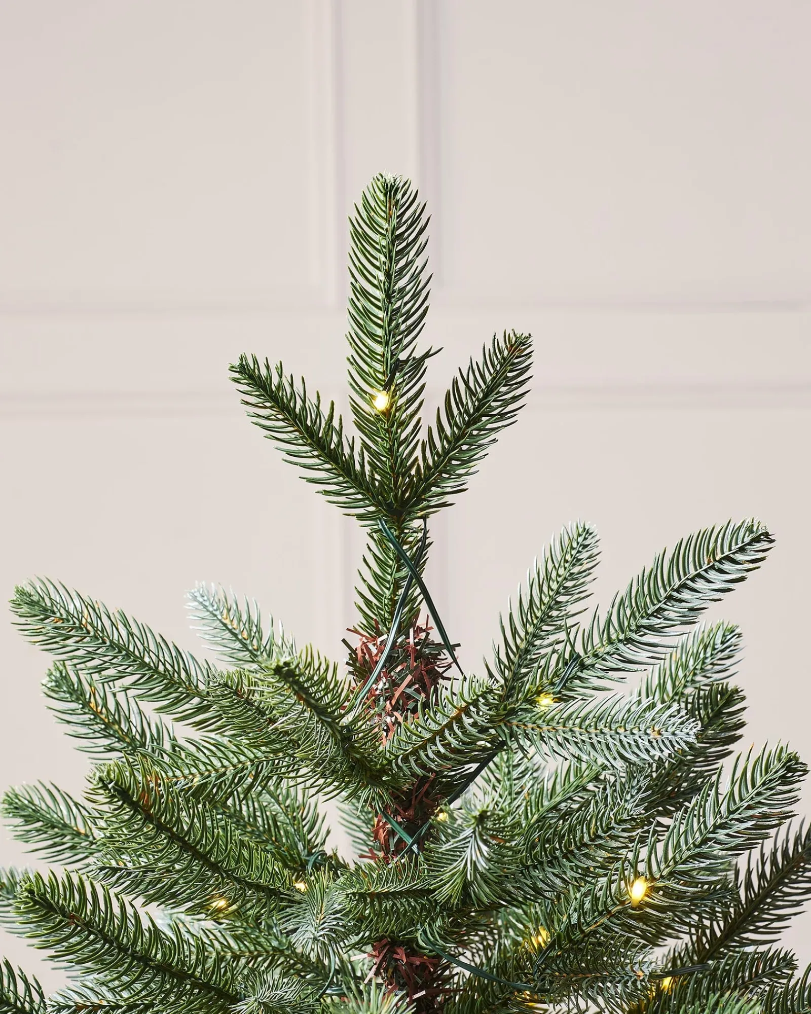 WeRChristmas Pre-Lit Frosted Potted Christmas Tree, 3.5 Ft