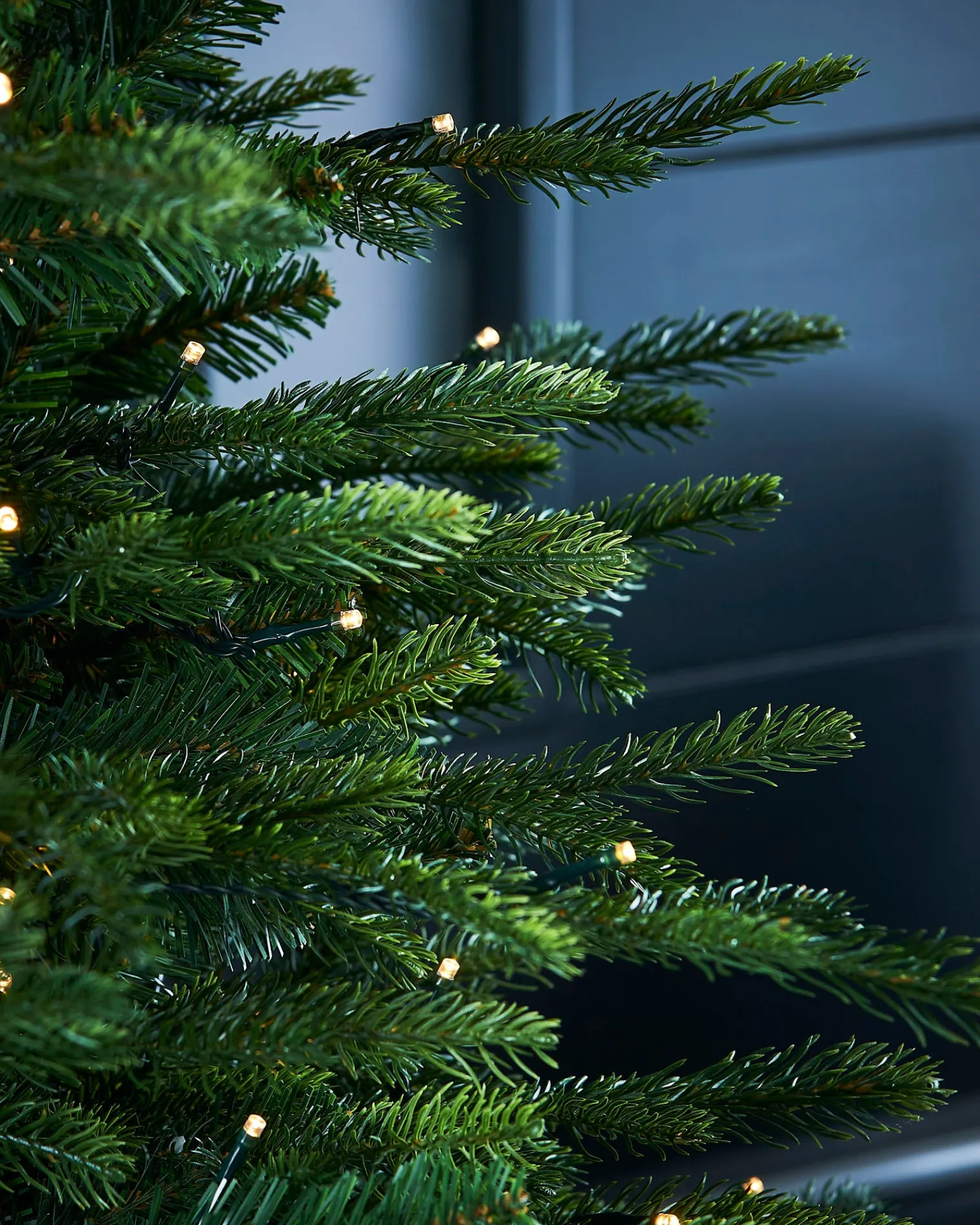 WeRChristmas Pre-Lit Grand Fir Potted Christmas Tree, 4 Ft