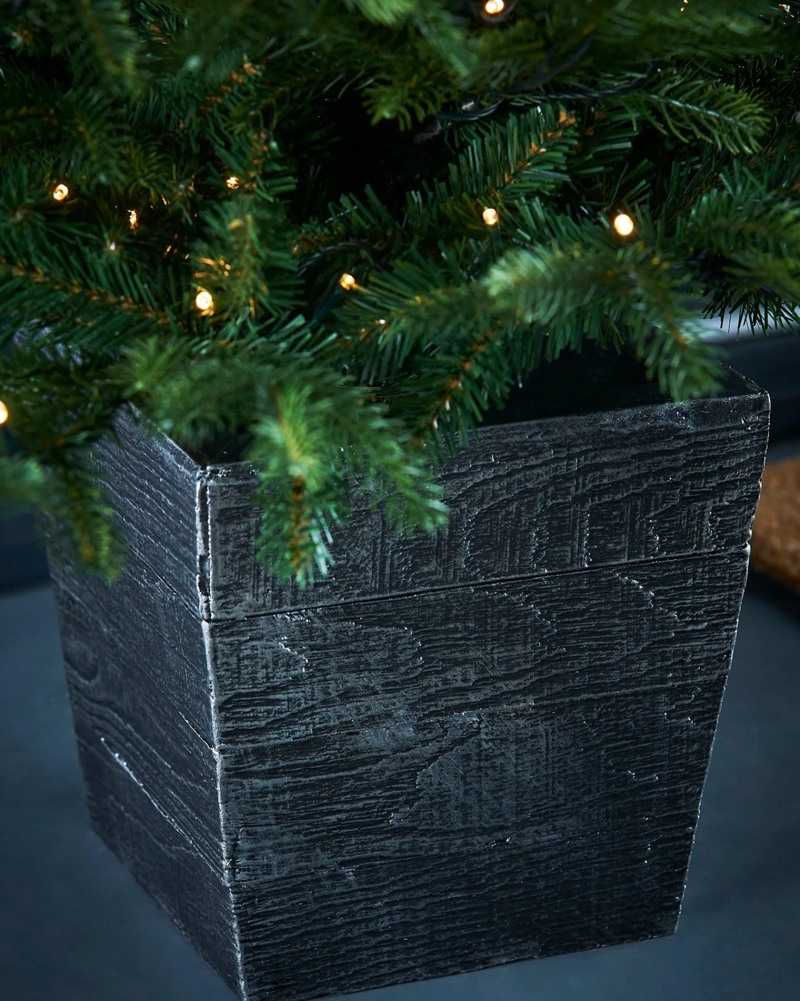 WeRChristmas Pre-Lit Grand Fir Potted Christmas Tree, 4 Ft