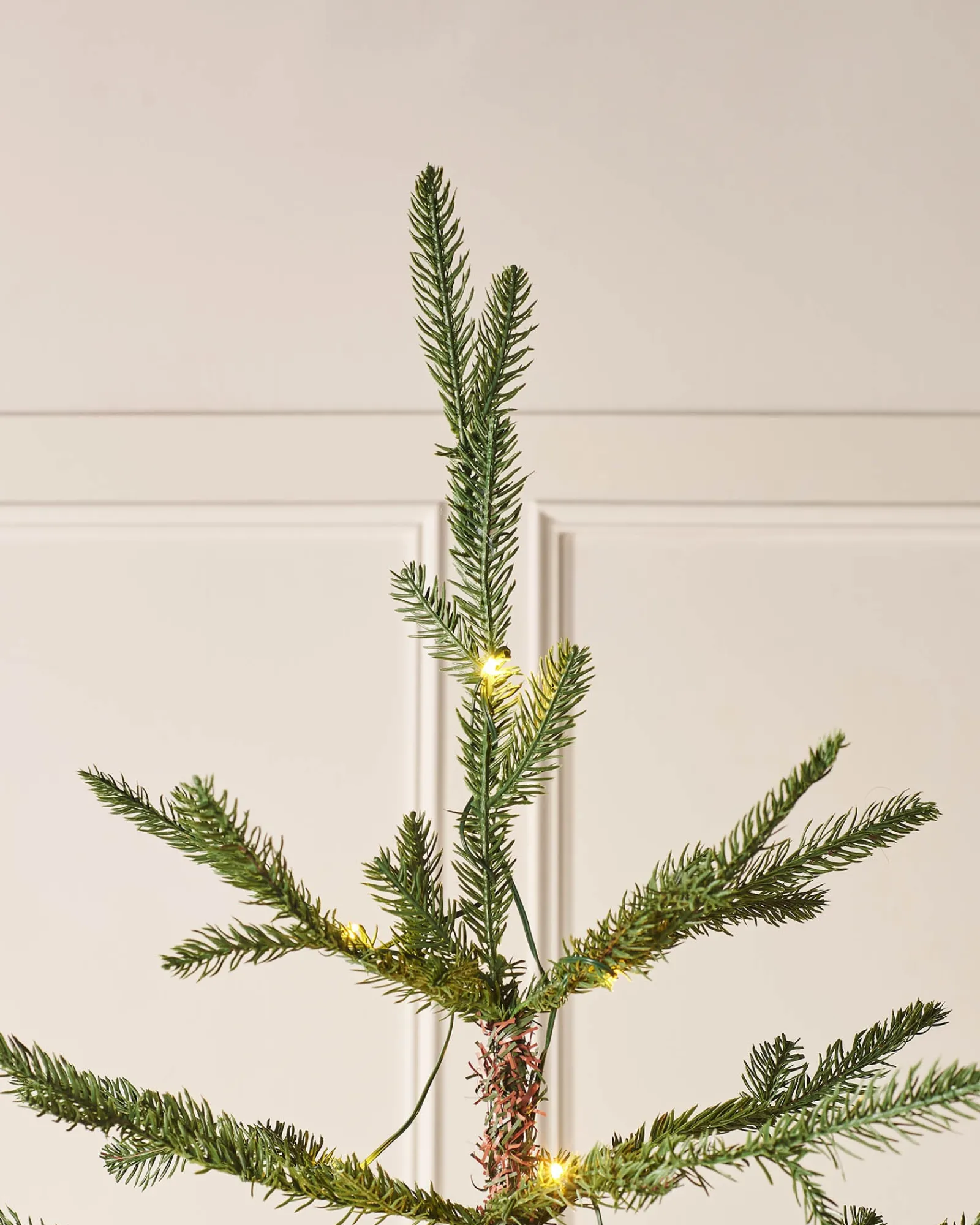 WeRChristmas Pre-Lit Grand Nordmann Fir Christmas Tree, 7 Ft
