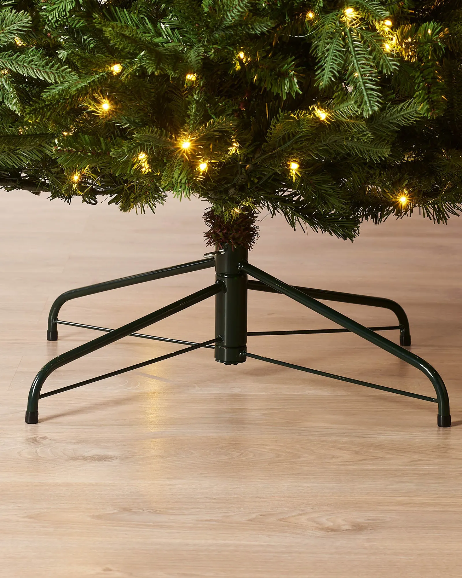 WeRChristmas Pre-Lit Grand Nordmann Fir Christmas Tree, 8 Ft