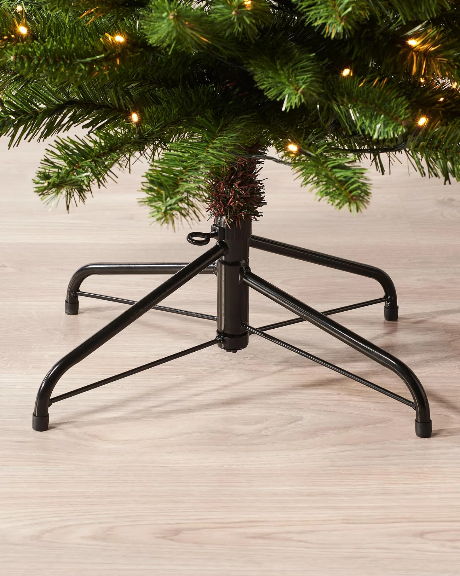 WeRChristmas Pre-Lit Green Pencil Christmas Tree, 6.5 Ft