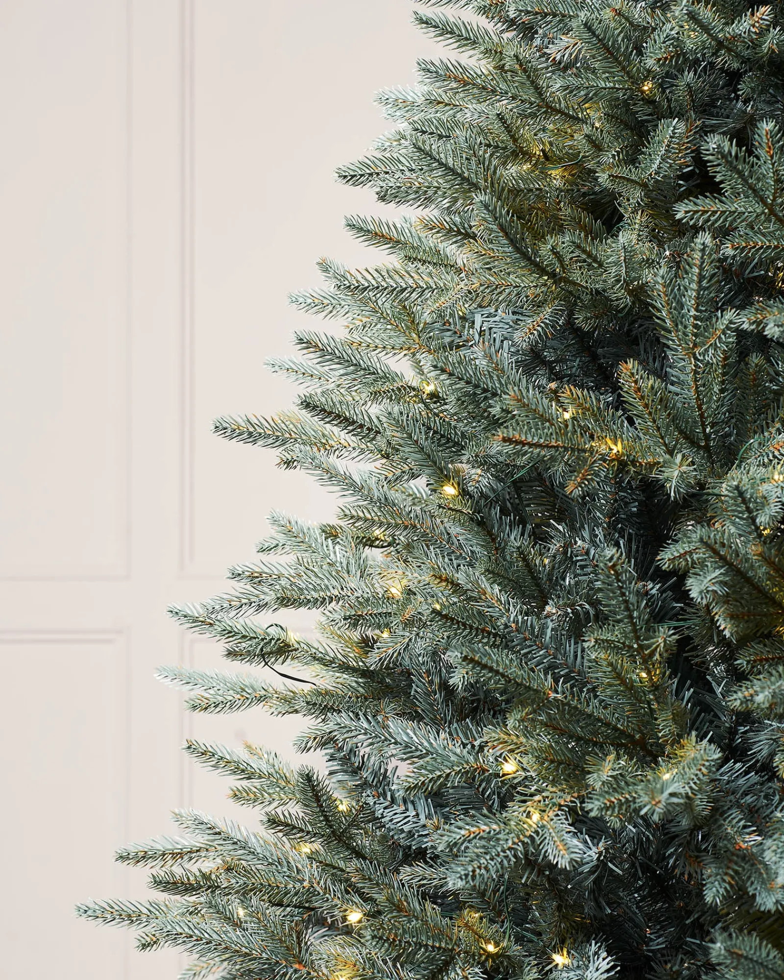 WeRChristmas Pre-Lit Mixed Pine Blue Christmas Tree, Dual LED Warm White, 7 Ft