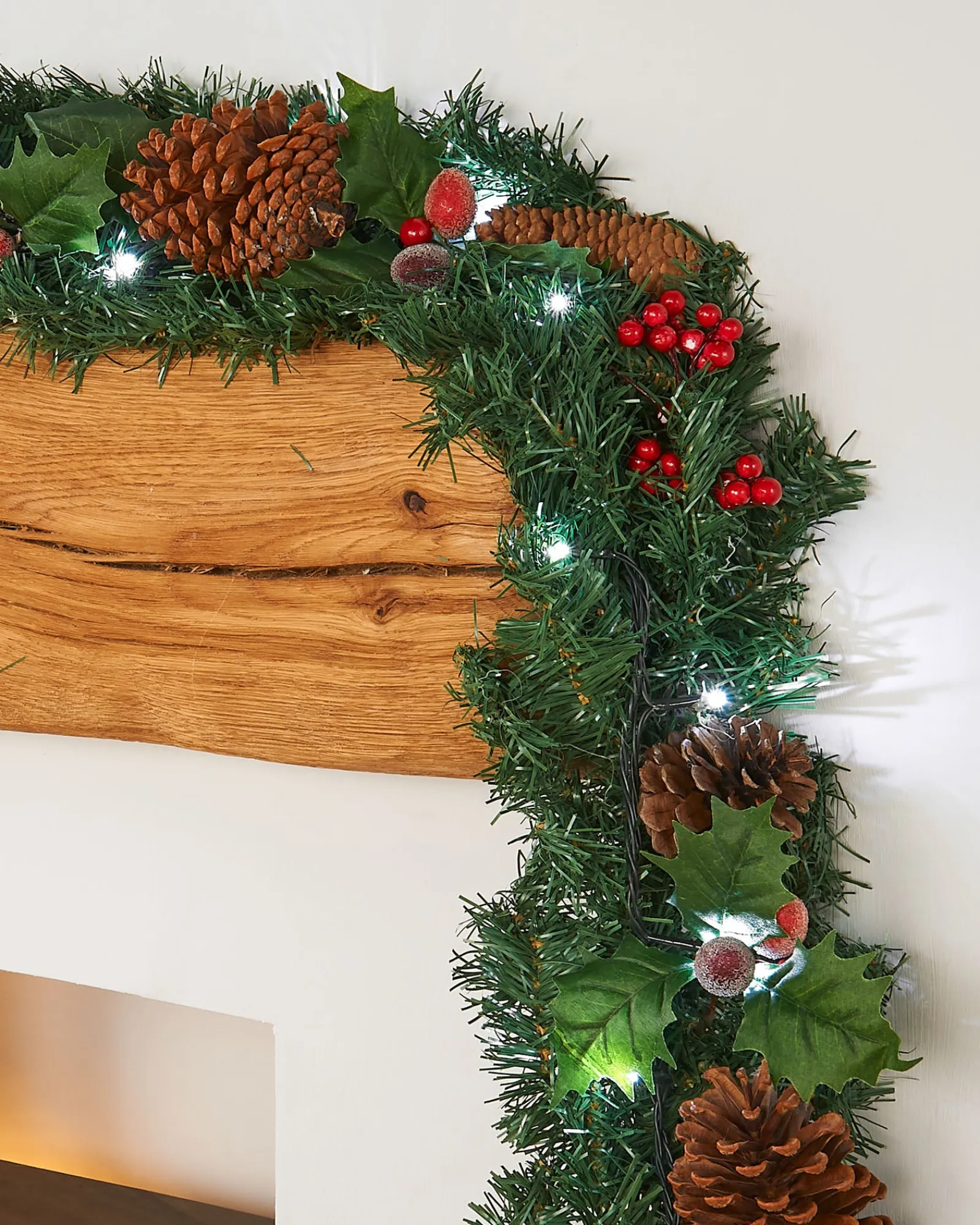 WeRChristmas Pre-Lit Multi-Function Decorated Garland, 9 Ft