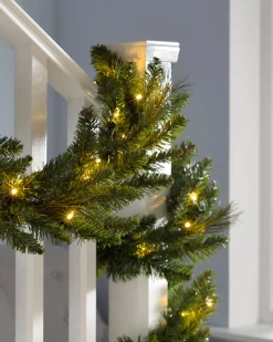 WeRChristmas Pre-Lit Multi-Function Garland, 12 Ft