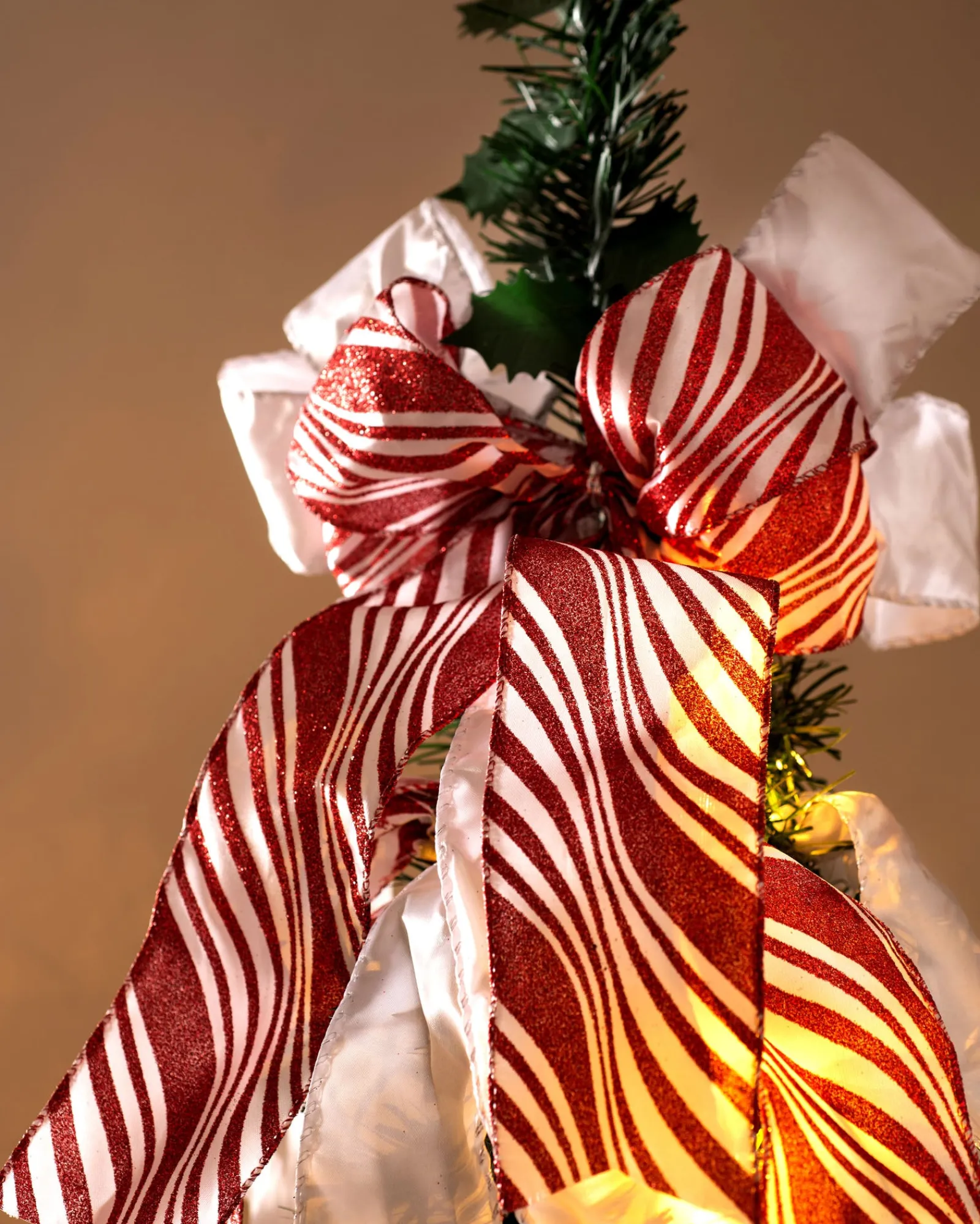 WeRChristmas Pre-Lit Pop-Up Decorated Christmas Tree, Red/White, 6 Ft