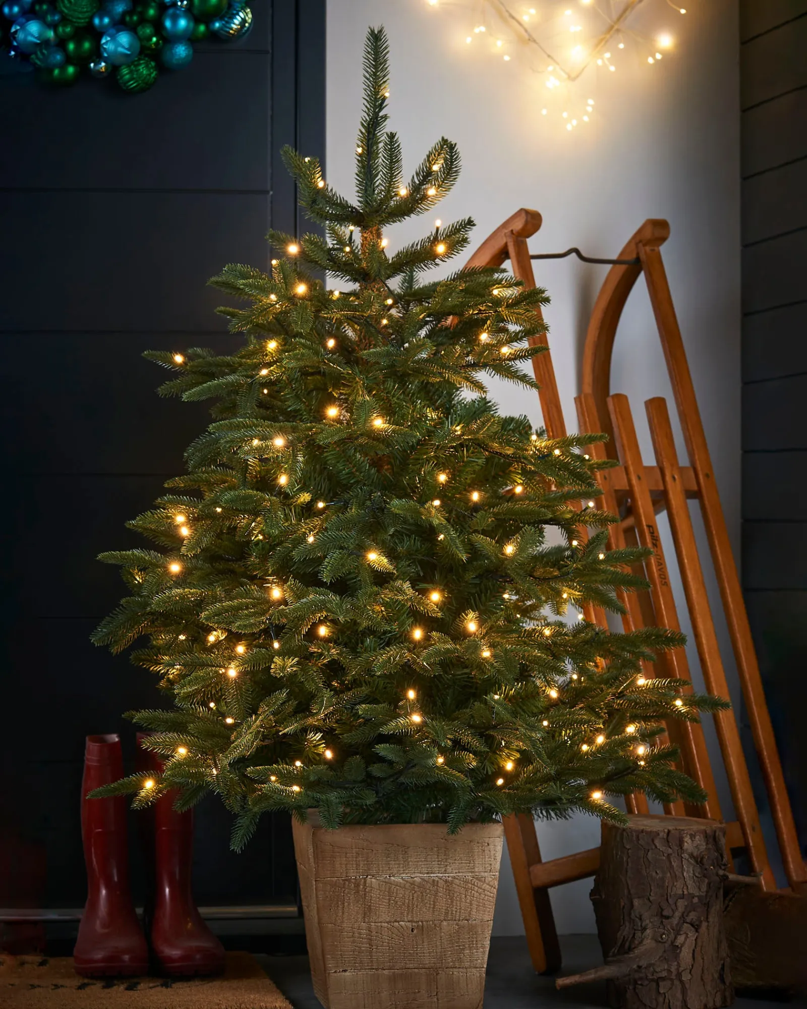 WeRChristmas Pre-Lit Potted Alaskan Fir Christmas Tree, 4 Ft