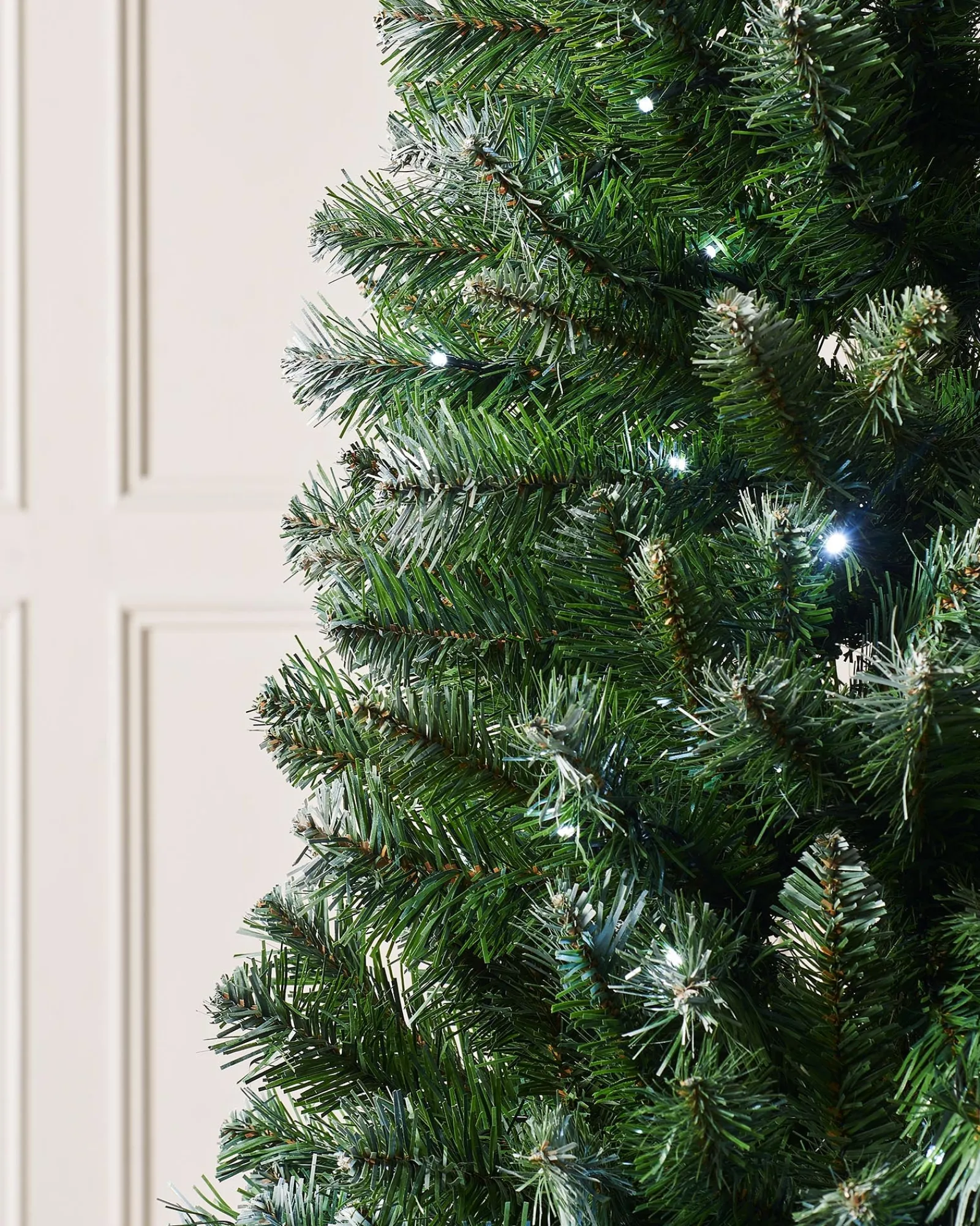 WeRChristmas Pre-Lit Slim Frosted Christmas Tree, 6 Ft