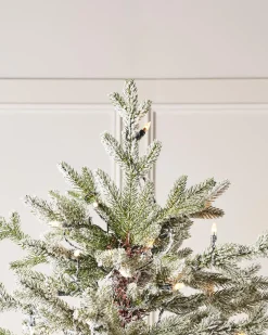 WeRChristmas Pre-Lit Snow Flocked Fraser Fir Christmas Tree, 7 Ft