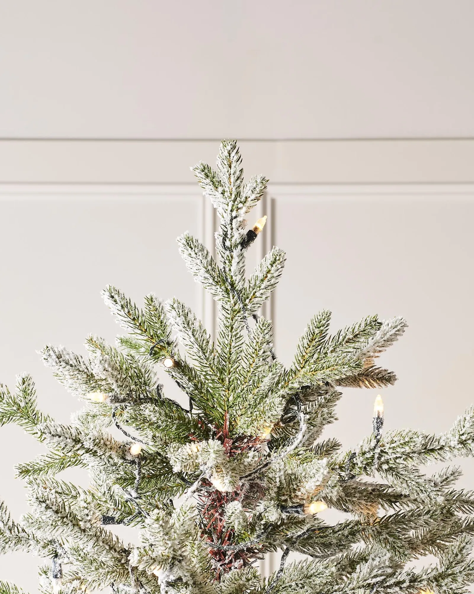 WeRChristmas Pre-Lit Snow Flocked Fraser Fir Christmas Tree, 7 Ft