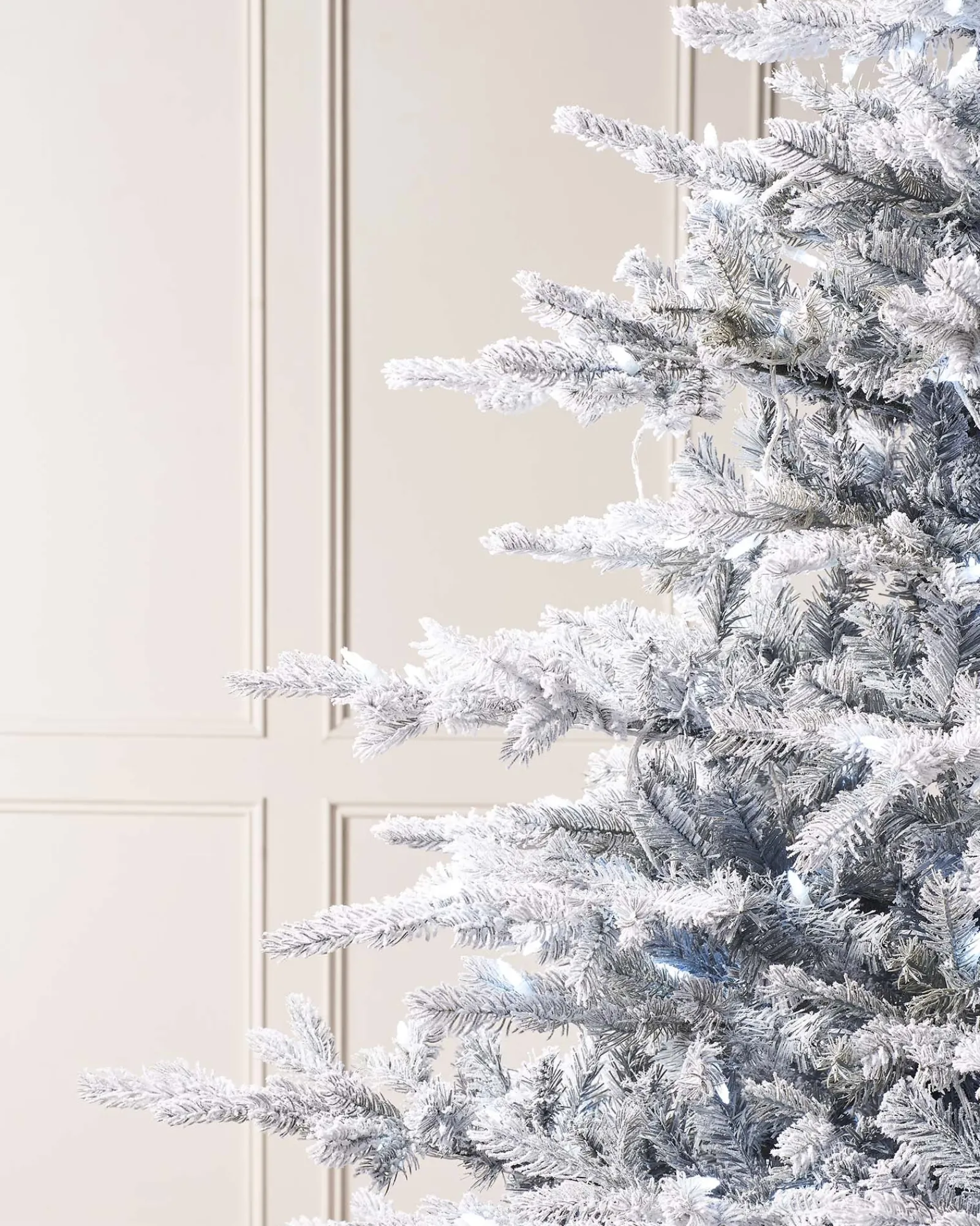 WeRChristmas Pre-Lit Snow Flocked Spruce Christmas Tree, 6 Ft