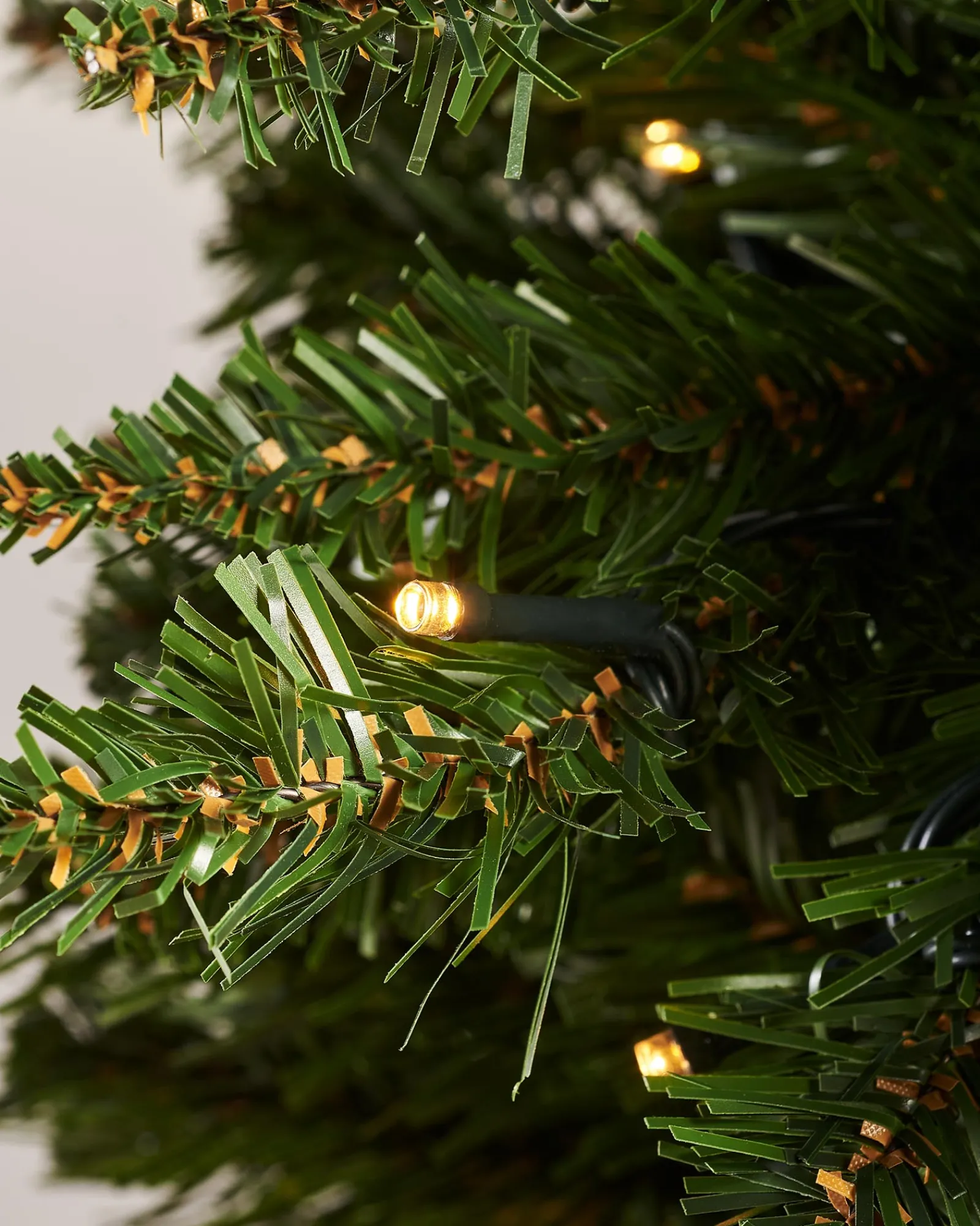 WeRChristmas Pre-Lit Wall Mounted Tree, 3 Ft