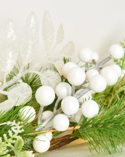 WeRChristmas Pre-Lit White Berry Mixed Tip Garland, 9 Ft