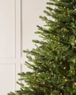 WeRChristmas Pre-Lit Windsor Fir Christmas Tree, 6 Ft