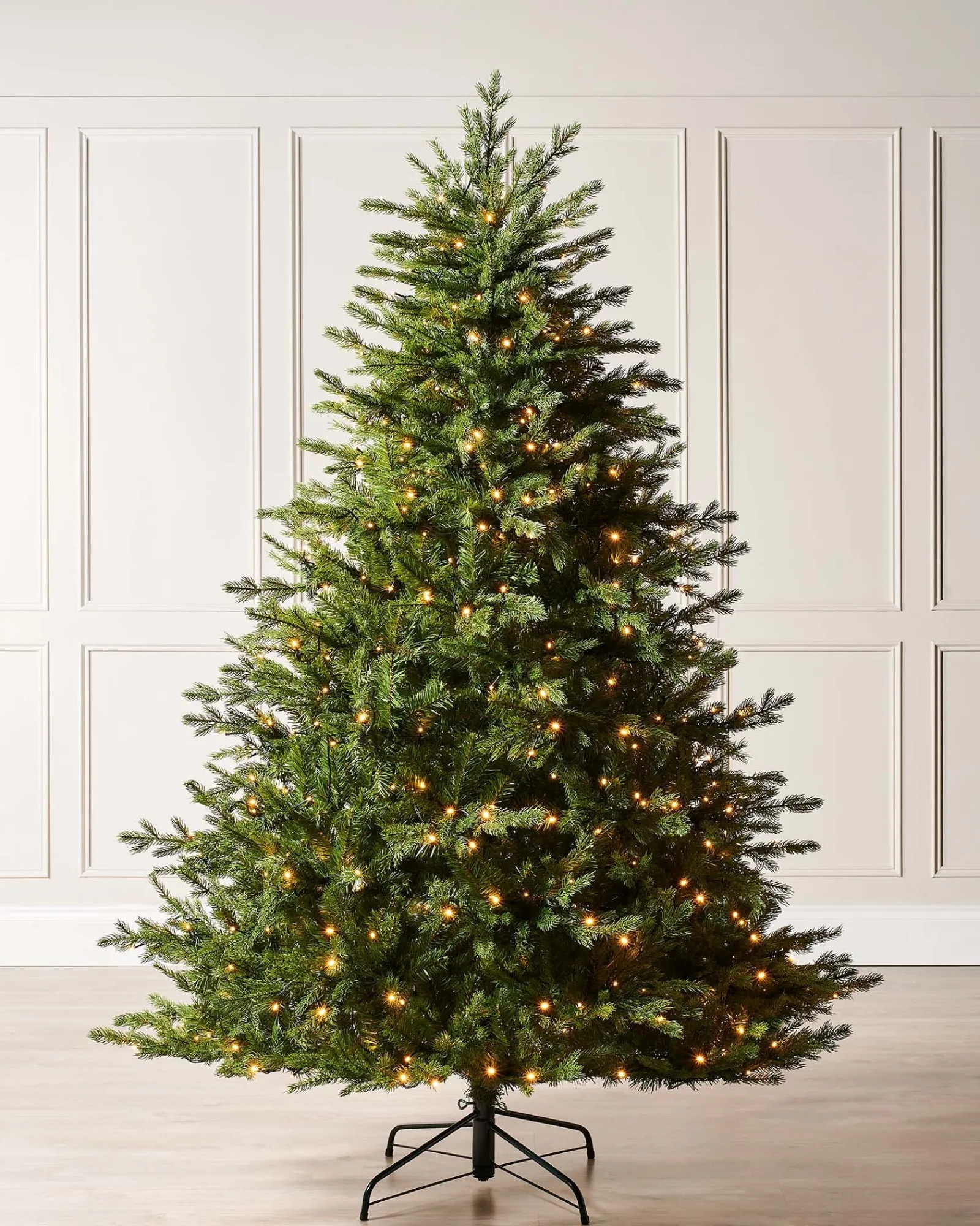 WeRChristmas Pre-Lit Windsor Fir Christmas Tree, 6 Ft