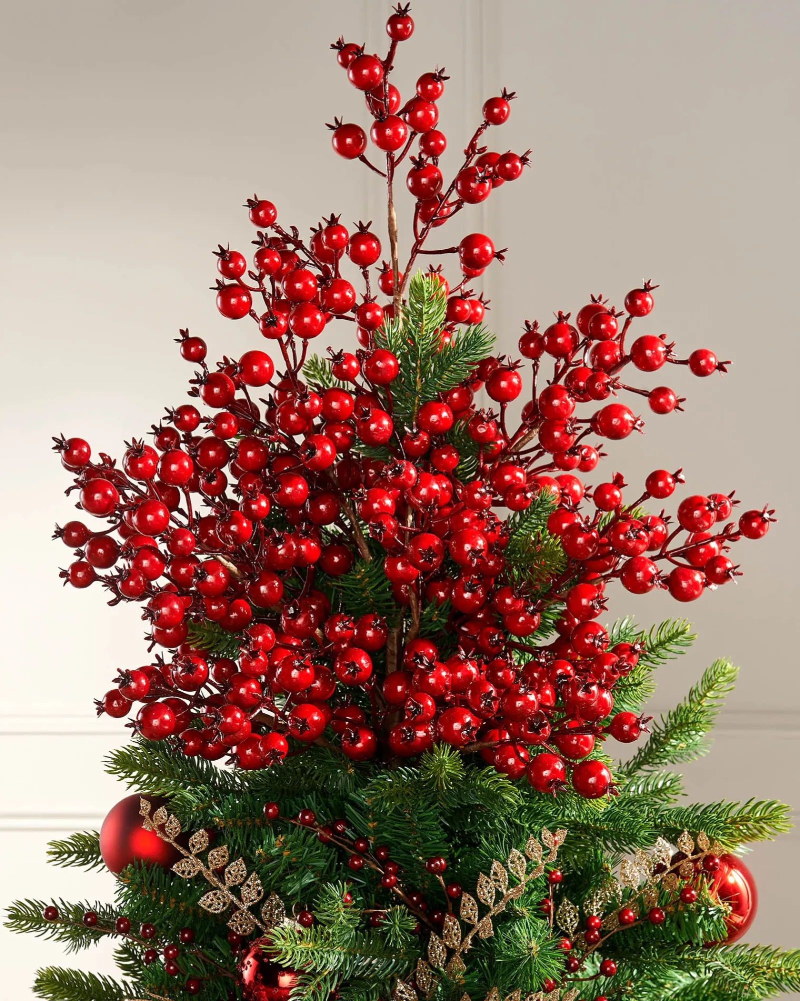WeRChristmas Red Berry Tree Topper, 90 Cm
