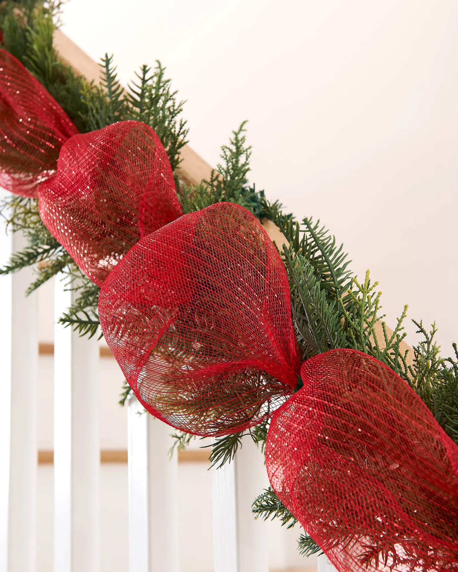 WeRChristmas Red Mesh With Red Foils, 9 M
